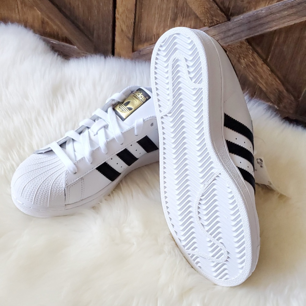 ADIDAS WOMEN'S ORIGINALS SUPERSTAR SHOES - Picture 4 of 12